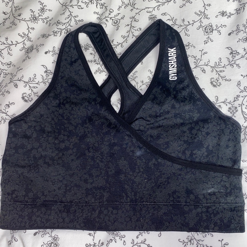 Gymshark Seamless Adapt Animal Black/Gray Sports Bra // Size L